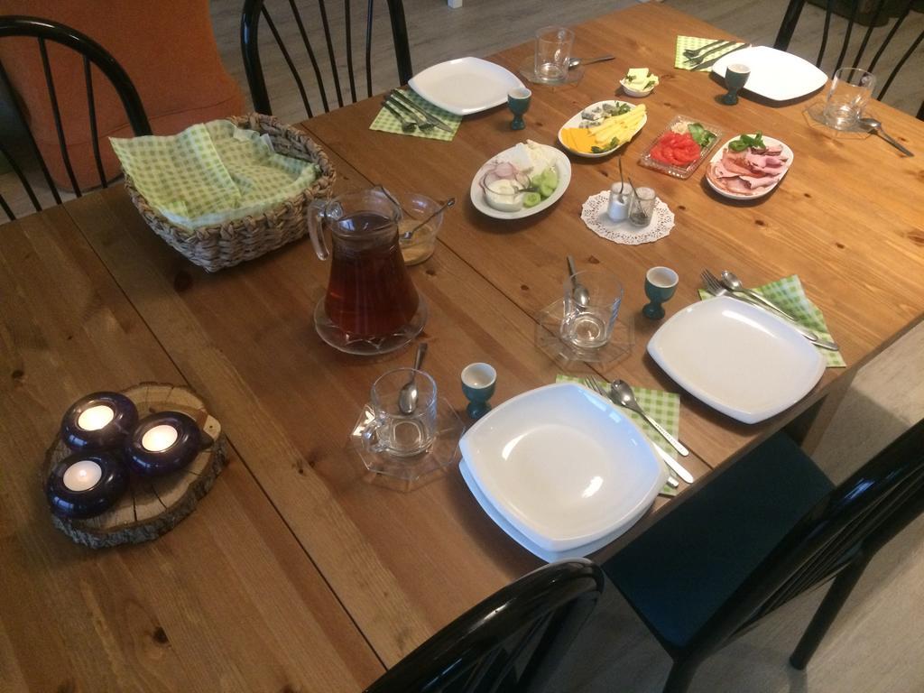 Chamedafne W Puszczy Kampinoskiej Brochów エクステリア 写真